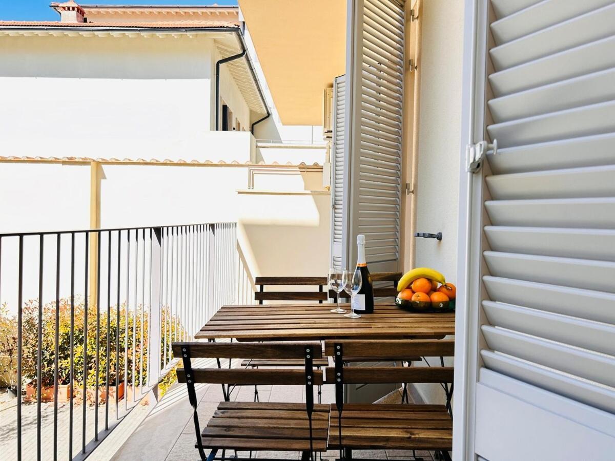 Homeby, Terrace Apartment Francesca Firenze Bagian luar foto