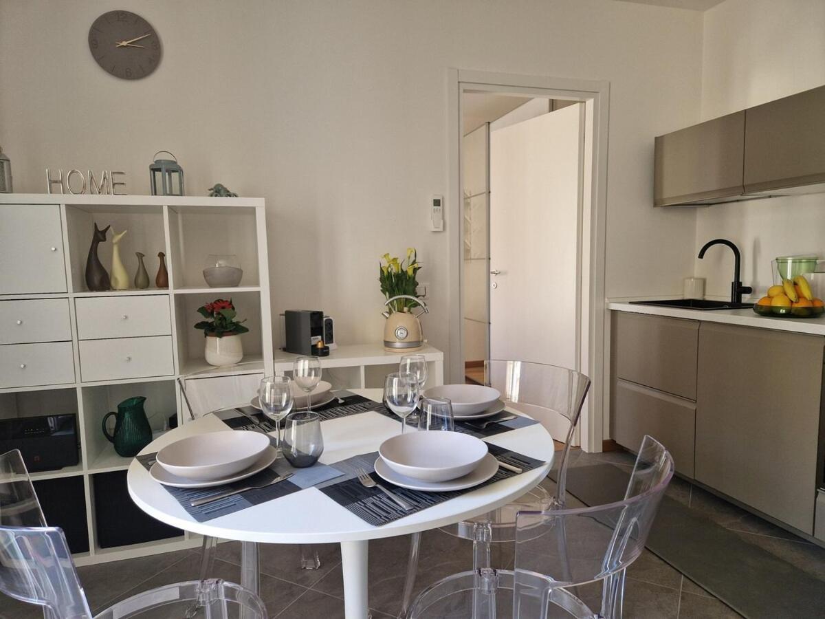 Homeby, Terrace Apartment Francesca Firenze Bagian luar foto