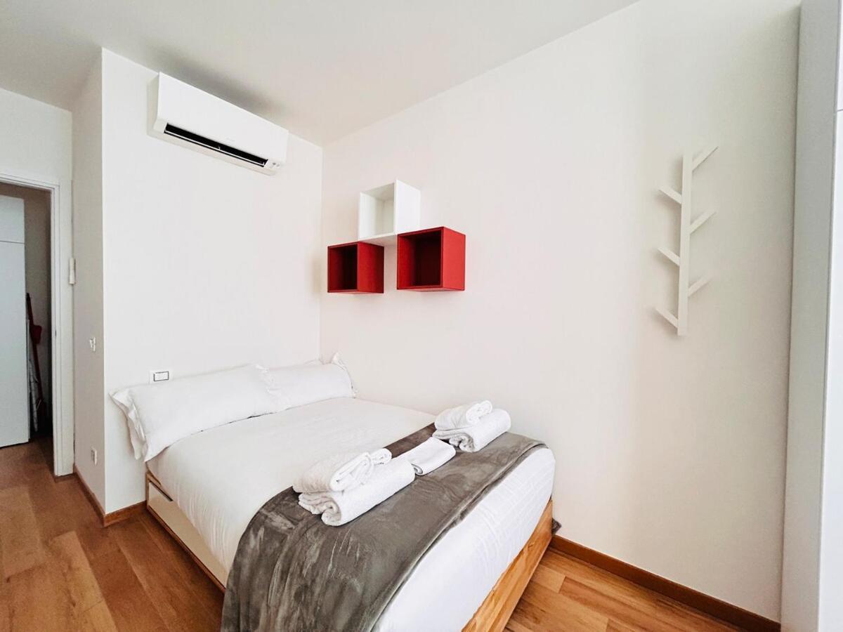 Homeby, Terrace Apartment Francesca Firenze Bagian luar foto