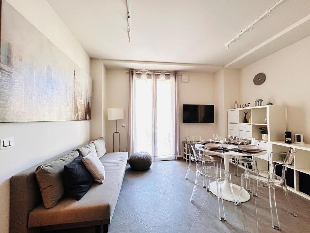 Homeby, Terrace Apartment Francesca Firenze Bagian luar foto
