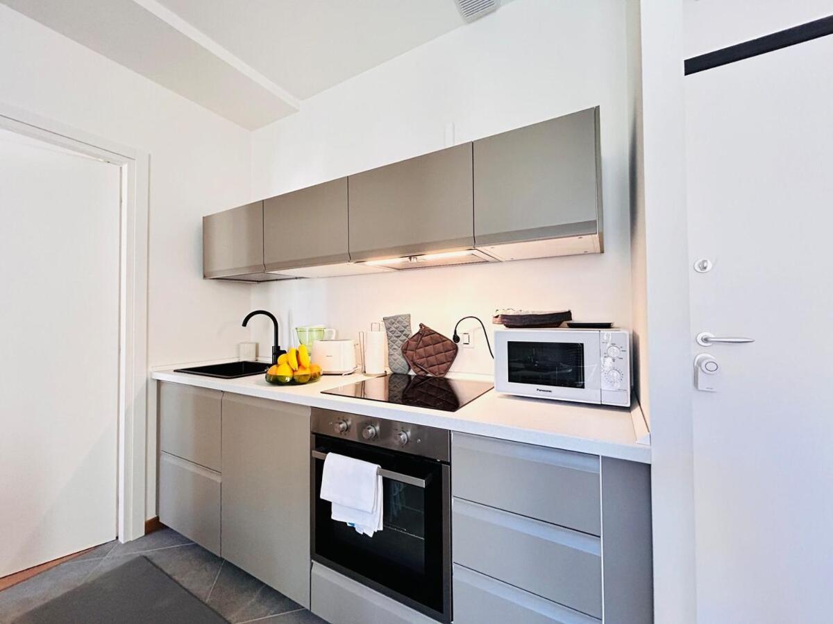 Homeby, Terrace Apartment Francesca Firenze Bagian luar foto
